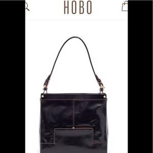 Hobo Valor Handbag